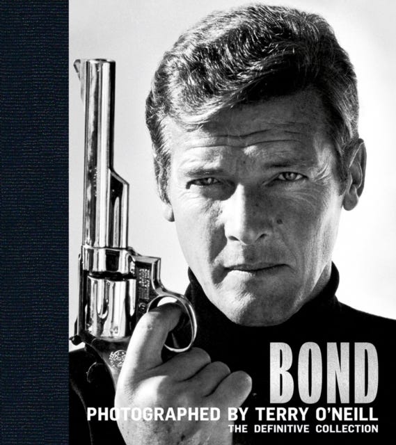 Bond: Photographed by Terry O&#039;Neill av Terry O&#039;Neill